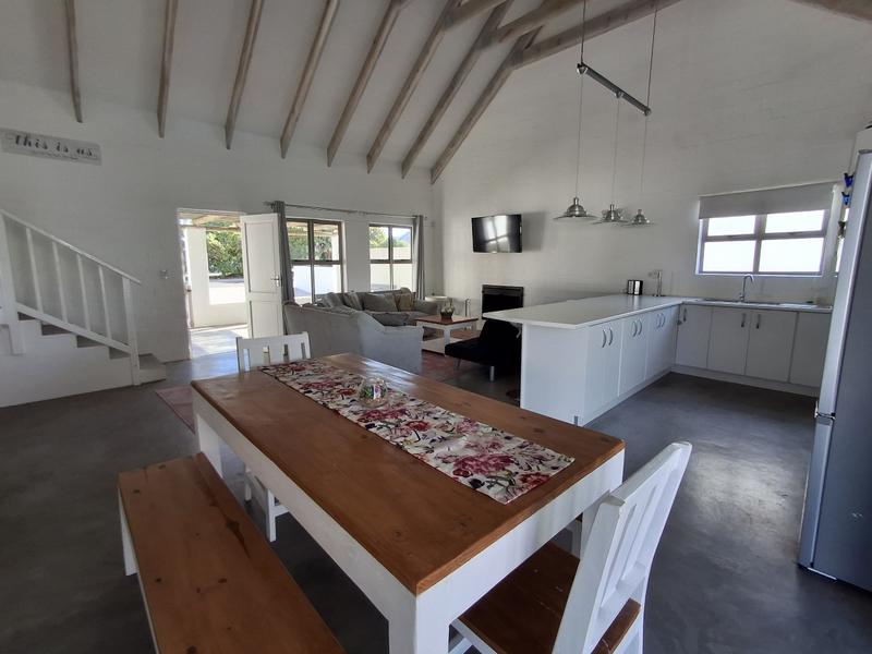 3 Bedroom Property for Sale in Golden Mile Western Cape